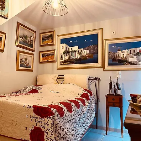 Elena's Seaview Maisonette Apartment