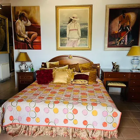 아파트 Elena's Seaview Maisonette