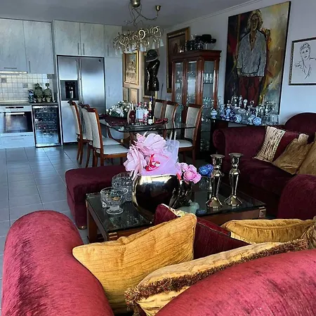Apartment Elena's Seaview Maisonette *